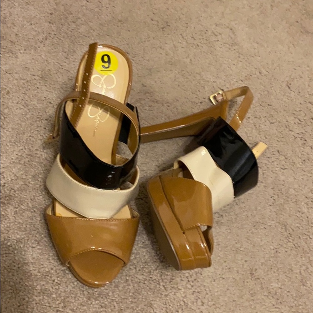 Jessica Simpson sz 9 heels